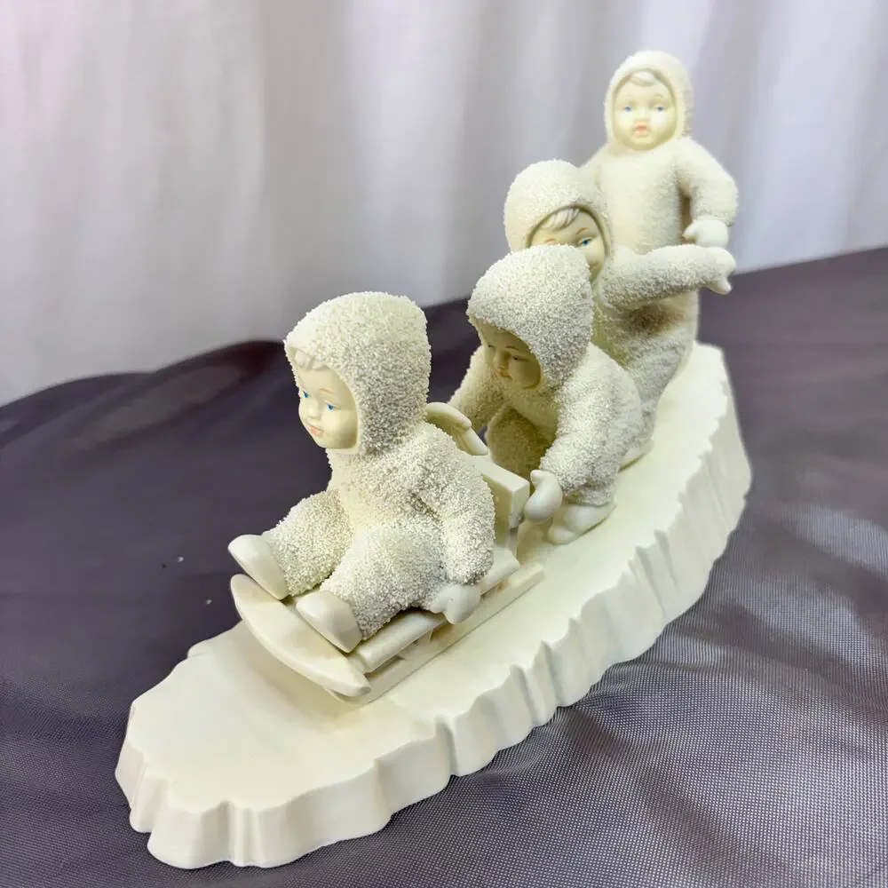 Dept 56 Snowbabies I'm Right Behind You Figurine Sculpture 68527 Original Box